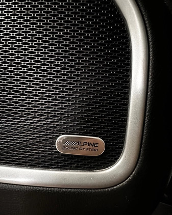 Jeep Compass cena 108200 przebieg: 24114, rok produkcji 2020 z Karpacz małe 79